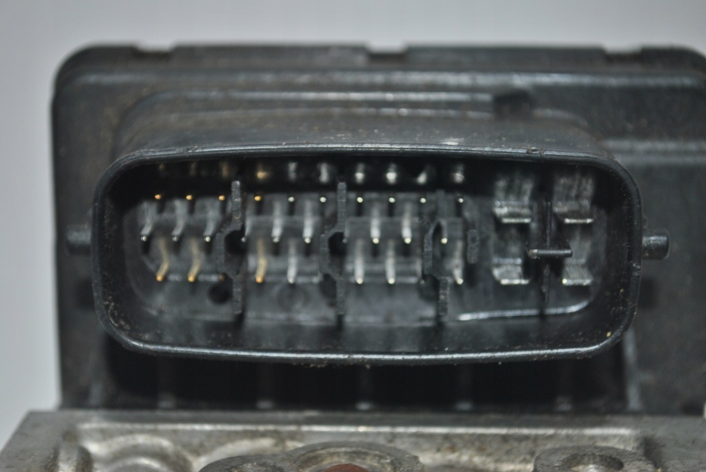 фото №5, Насос гальмівна abs toyota avensis verso 2.0d 44510-44050