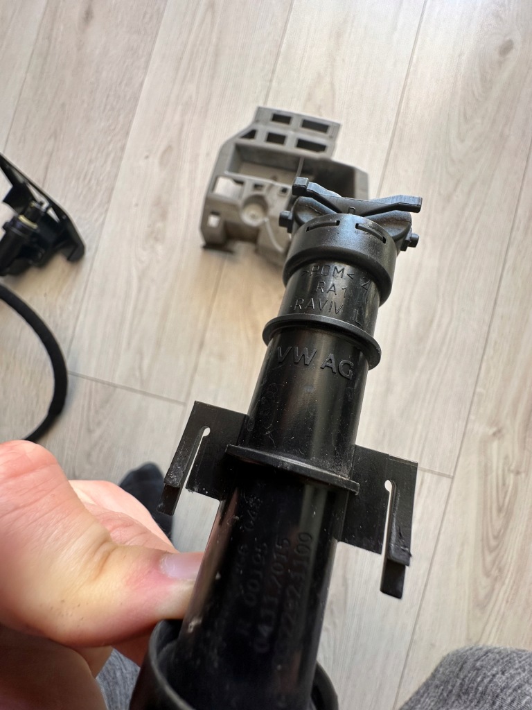 Омивач фари правий skoda octavia iii 3 5e0955966 nr99 Київ