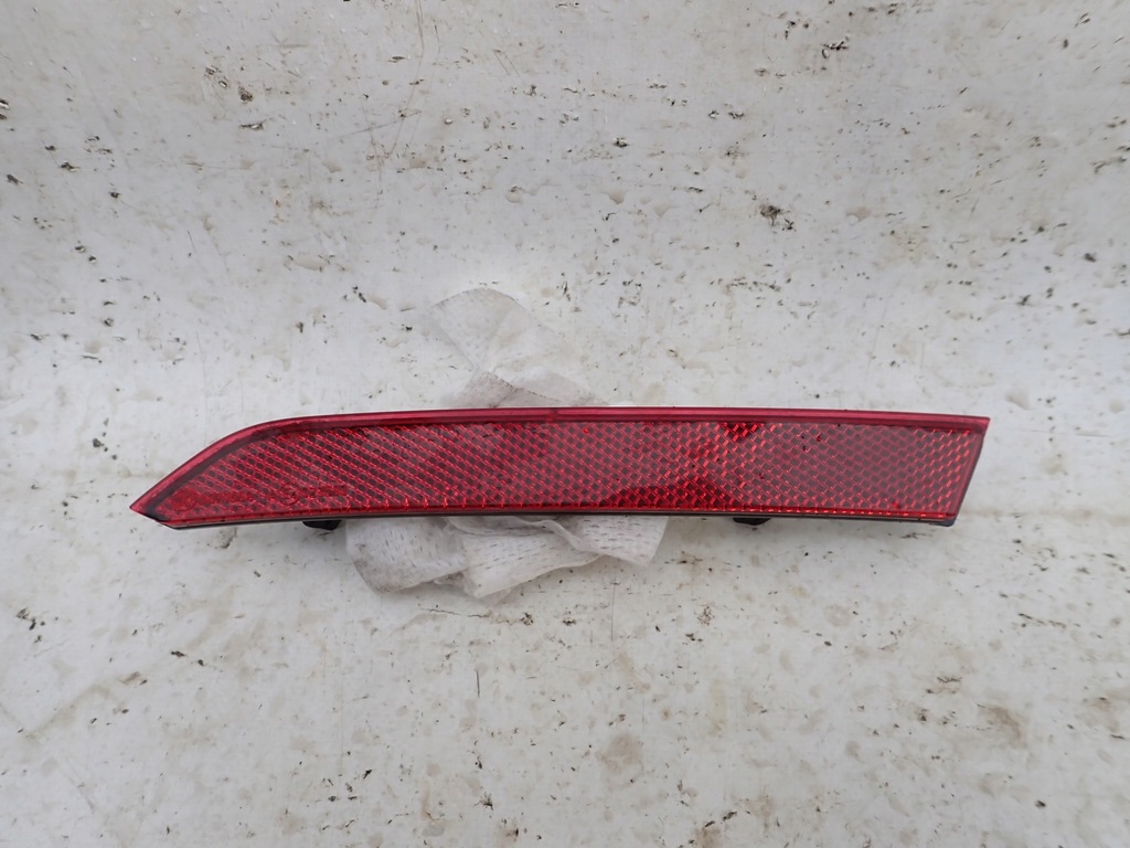 фото №1, Vw passat b8 14- відбивач бампера лівий задня