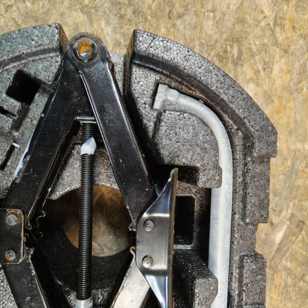 фото №5, Набор инструментов skoda superb b8 3v 3v0012115d