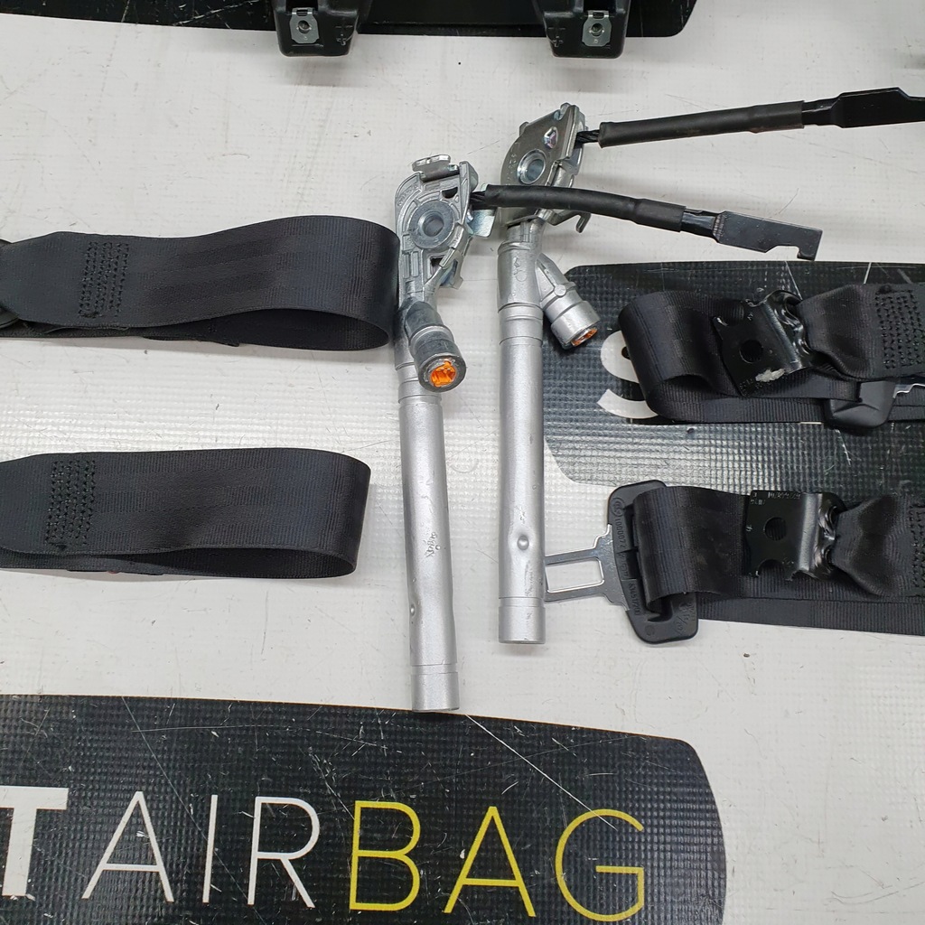 фото №9, Talisman чёрный резиновый элемент консоль подушки безопасности ремни подушка безопасности