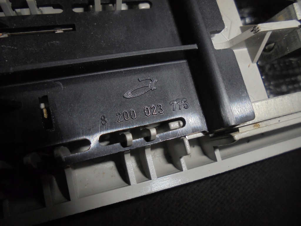 фото №5, Лампа освітлення салону renault оригінальний номер 8200023775