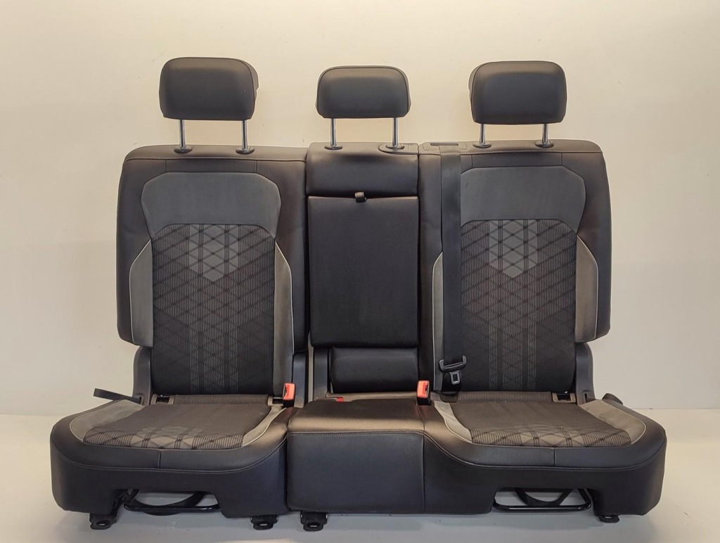 Vw tiguan 2 сиденья заднее сиденье r-line подогрев Доставка