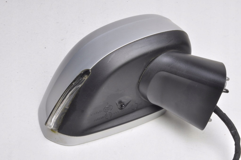 Купити Volvo xc60 ii дзеркало праве електричний 14 pin r-design