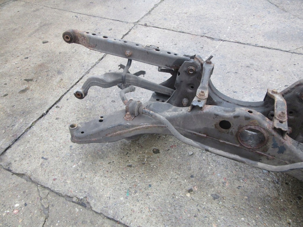 фото №13, Suzuki xl7 3.6i 2007 подрамник подрамник балка задняя