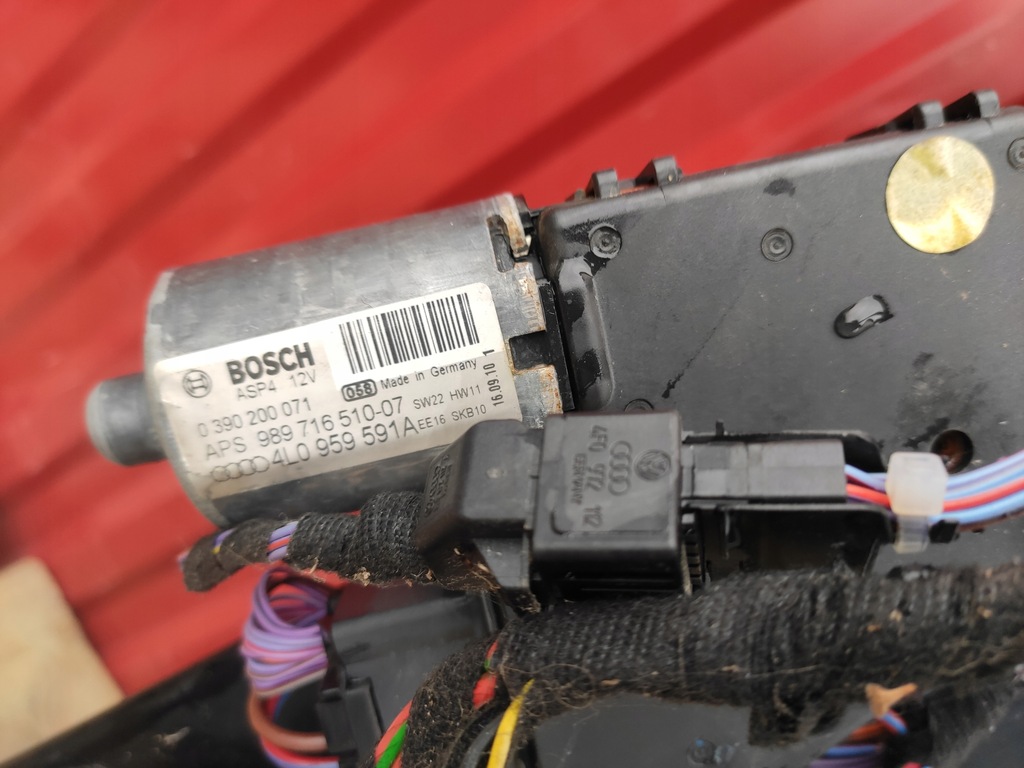 фото №12, Audi q7 4l lift люк панорама kompletny оригинал состояние