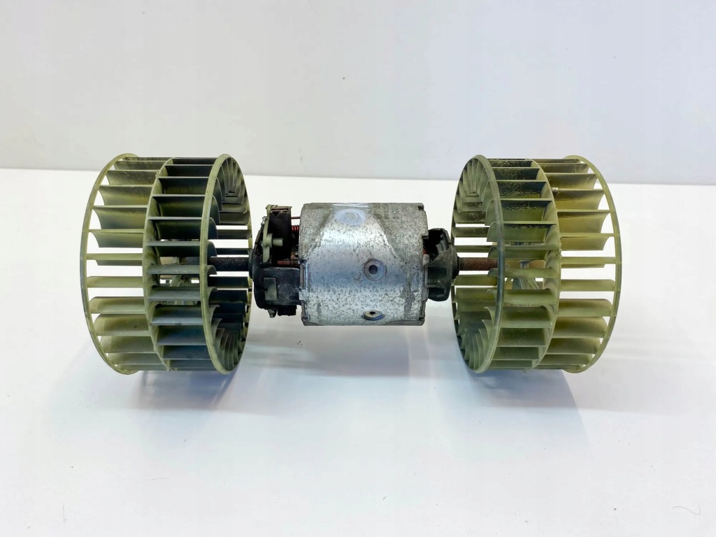 фото №1, Моторчик отопителя mercedes-benz sl r129 a1298200642 21157935 5.0l