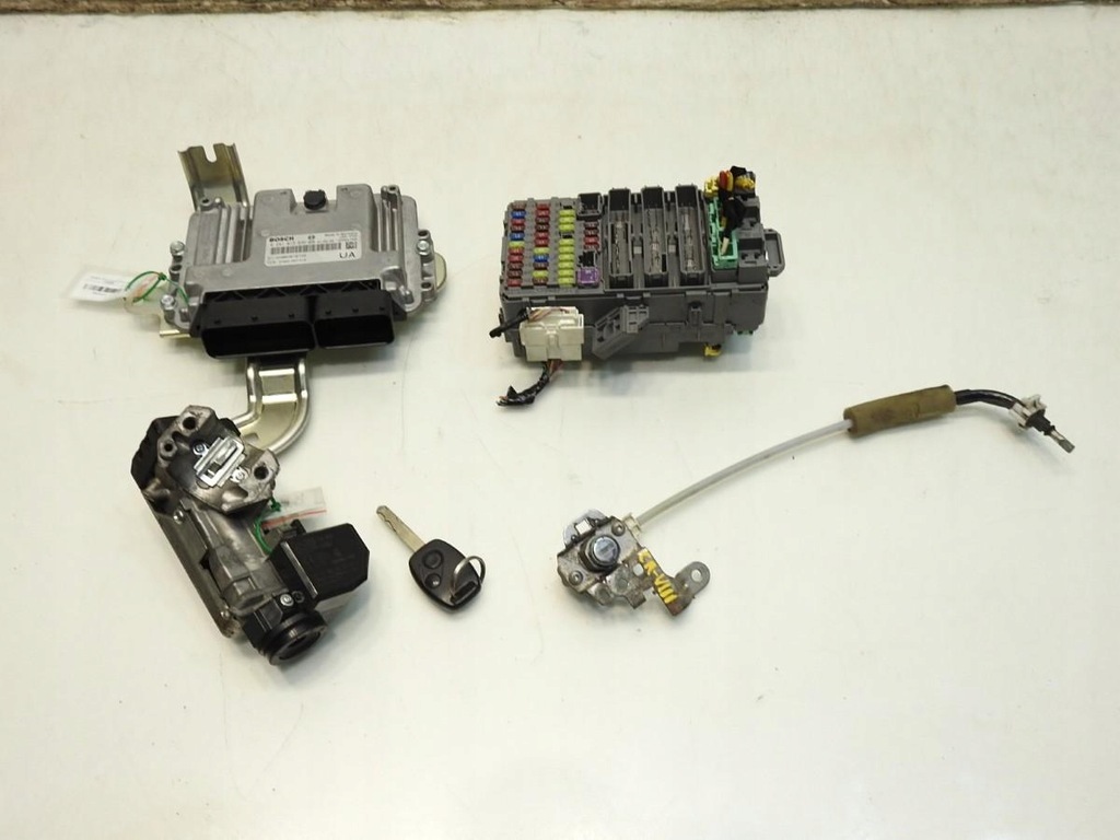 фото №12, Бортовий комп'ютер набір стартовий імобілайзер honda cr-v iii 2.2 i-ctdi 0281013635