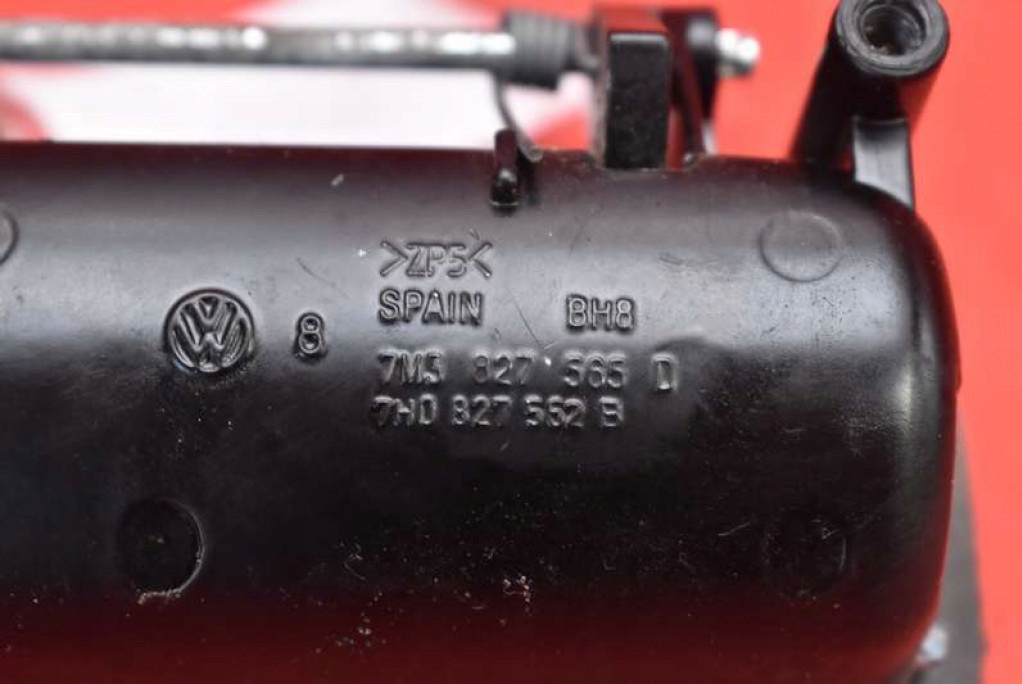 фото №7, Ручка крышки задняя задний czarna 7h0827562b vw caddy 3 iii 2k 04-10