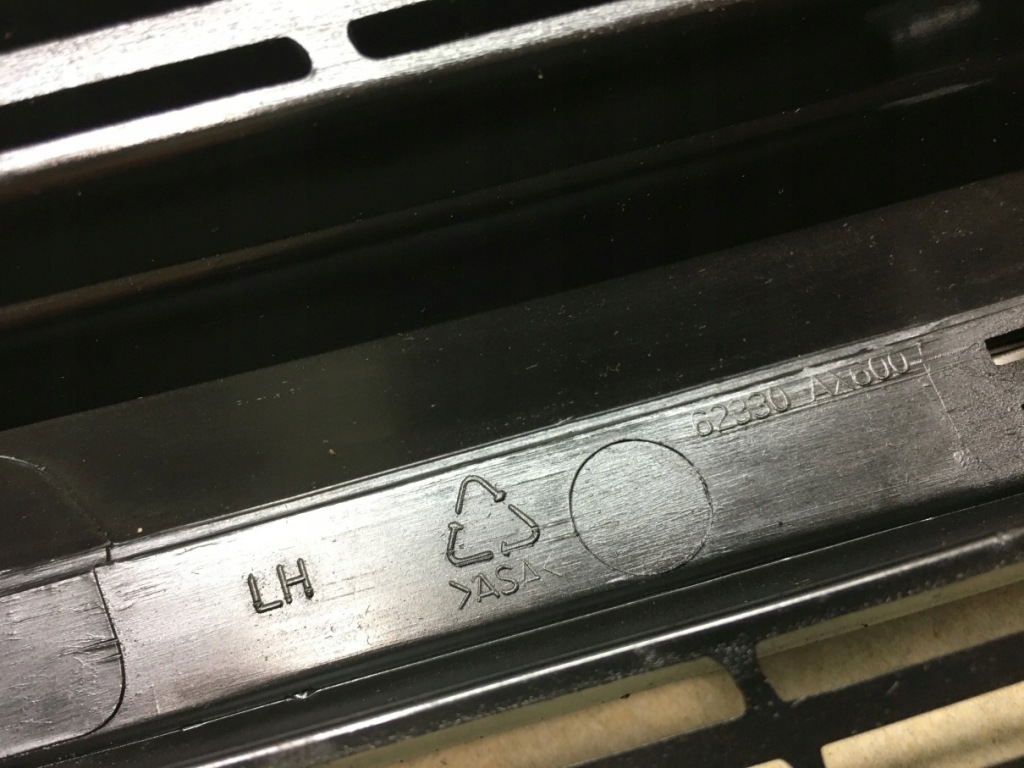 фото №8, Решётка бампера левая micra k12 62330ax600