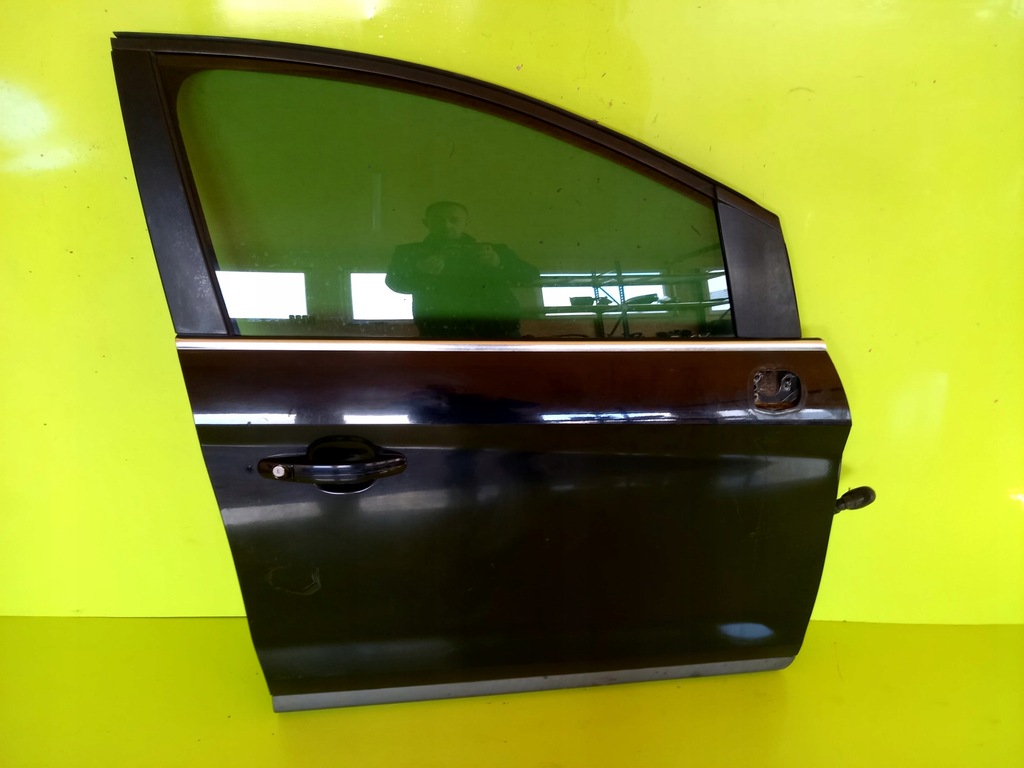 фото №1, Дверь правый перед pp ford kuga mk1 09r