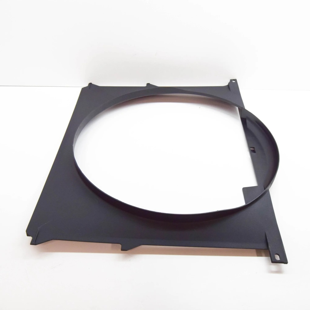 Накладка вентилятора охлаждающий двигателя bmw z3 купе e36 17101715321 1715321 с Разборки