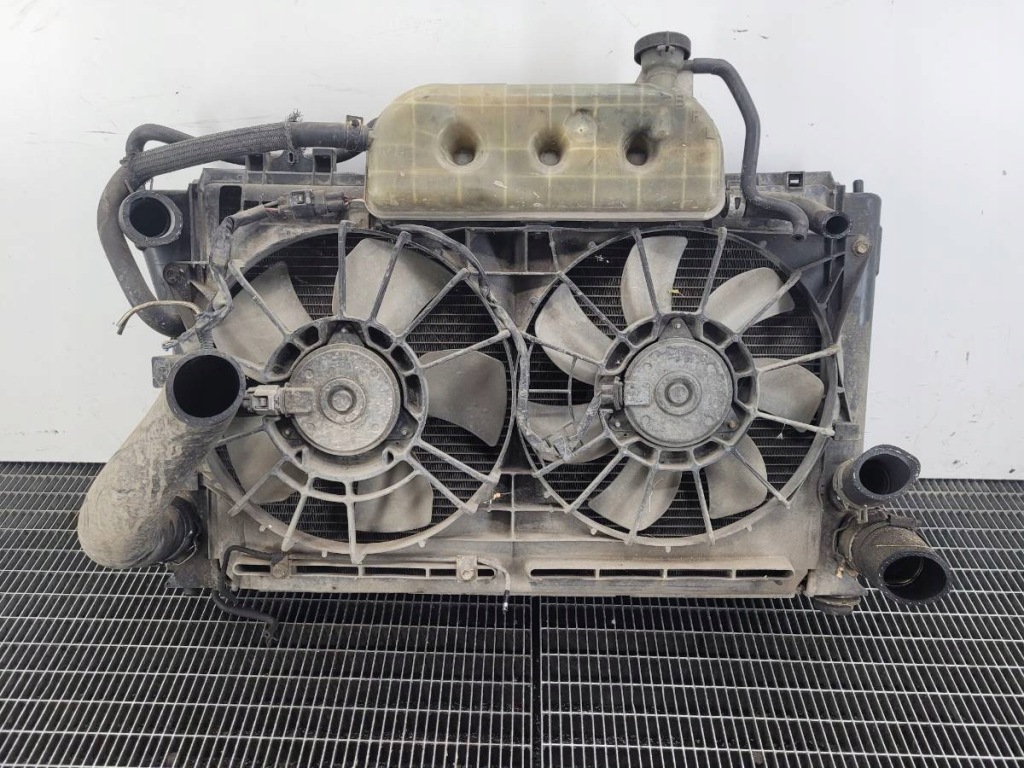 фото №1, Комплект радіатор wody кондиціонера вентилятор toyota avensis t25 2.2 d