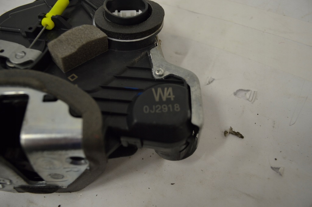 фото №6, Toyota c-hr chr замок дверь правый перед