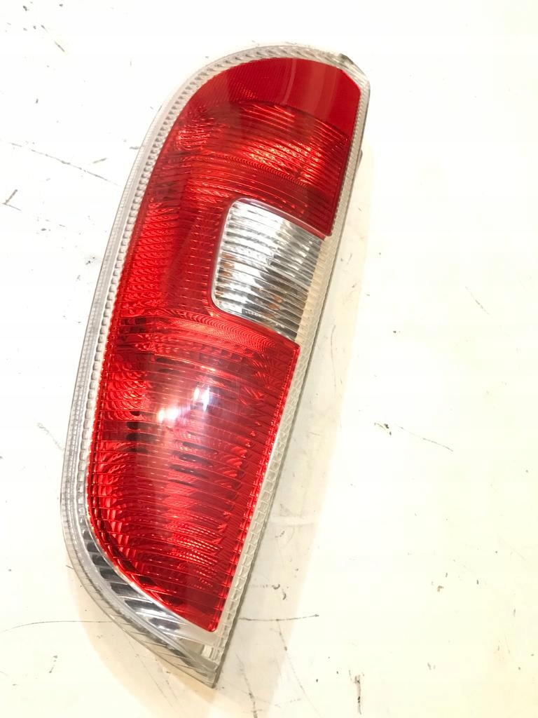 фото №1, Skoda roomster лампа правий задня задня 5j7945096