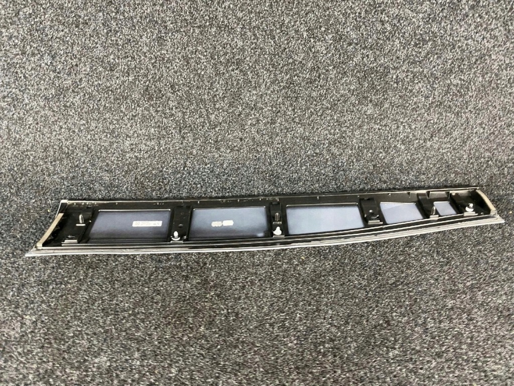 фото №1, Vw id4 id.4 молдинг дверь правая перед 11a854940b