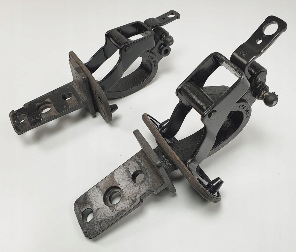 фото №2, Петли крышки багажника volvo xc70 ii пара