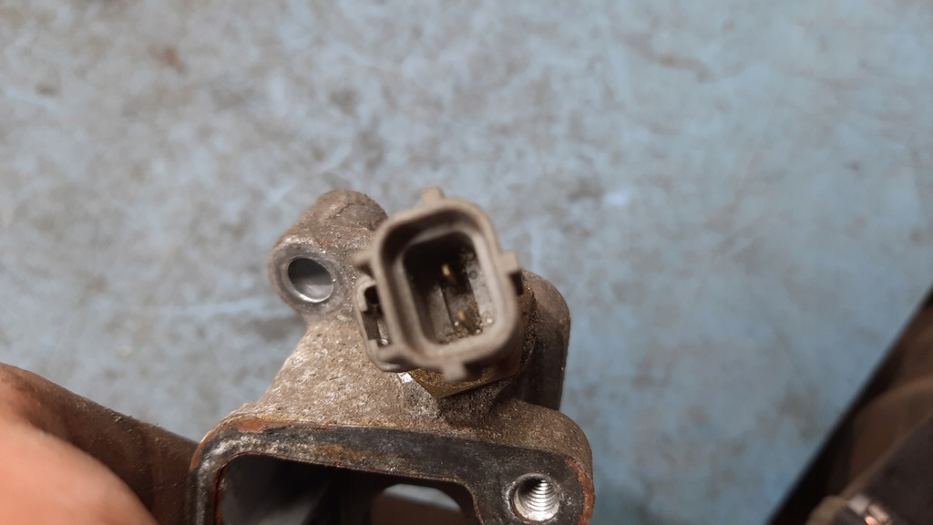 фото №4, Корпус термостата volvo s60 v70 ii xc70 2.4b