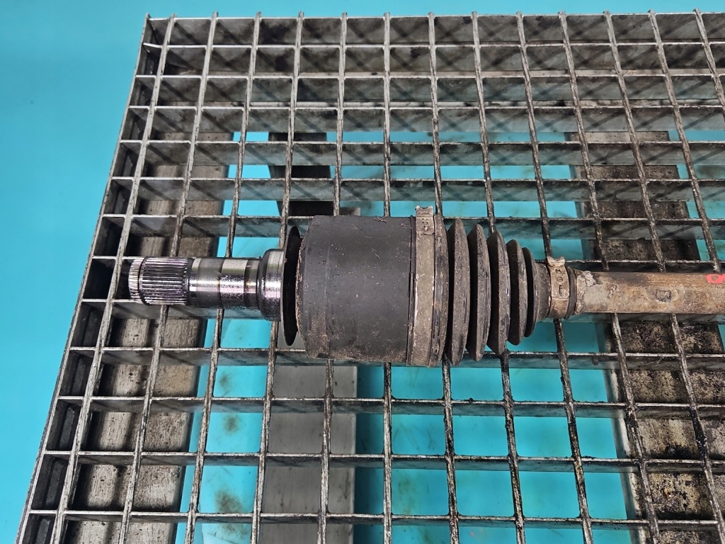 Приводной вал перед левая mercedes ml w164 3.0 cdi автоматическая коробка передач Цена