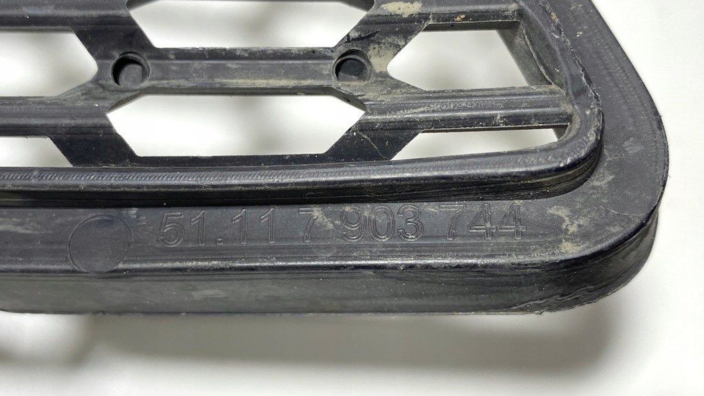 фото №8, Решётка бампера bmw z4 e89 7903744