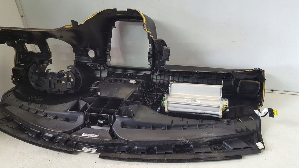 фото №14, Приборная панель консоль ремни mercedes w251 3,0 cdi