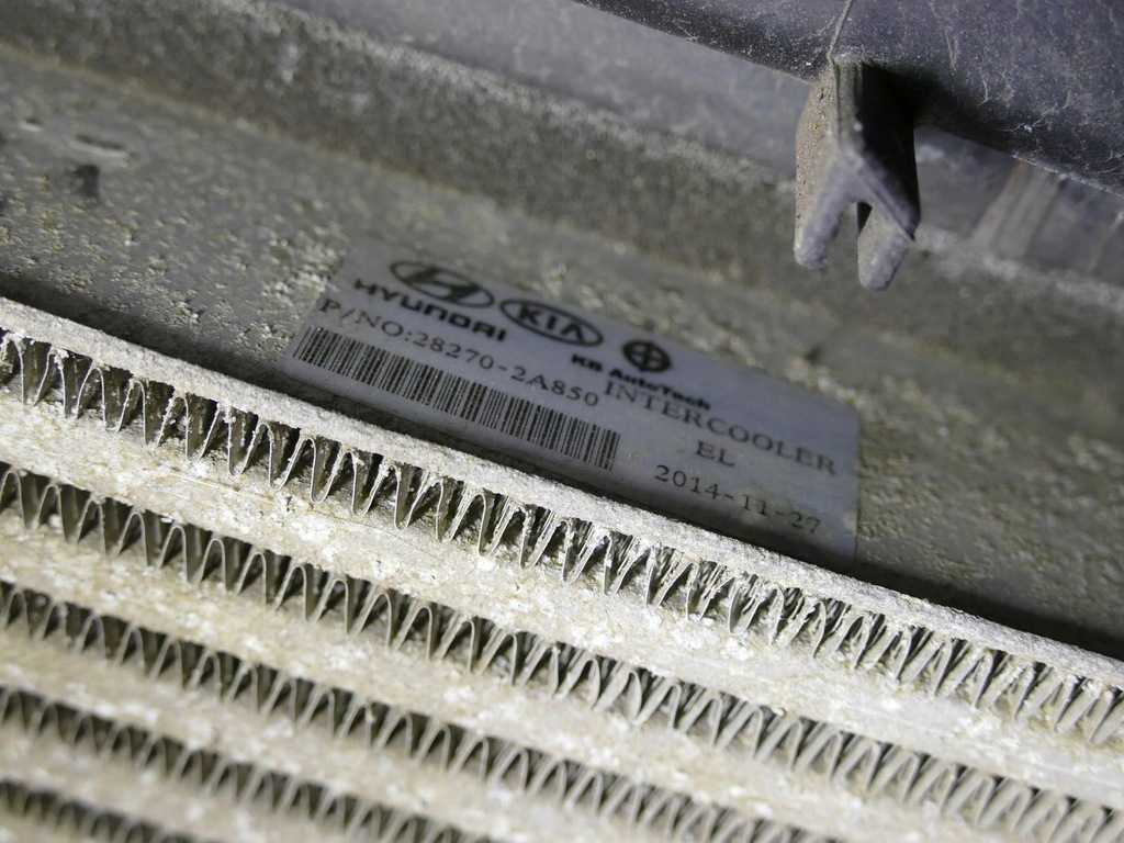 фото №16, Hyundai ix35 1.7 d усилитель передний pas перед вентилятор радиатор