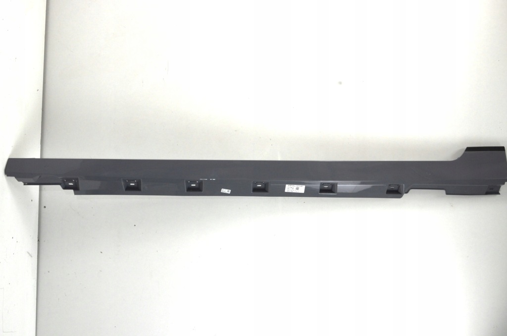 Купити Vw passat b8 fl поріг лівий зовнішній сріблястий la7c 3g0853855al