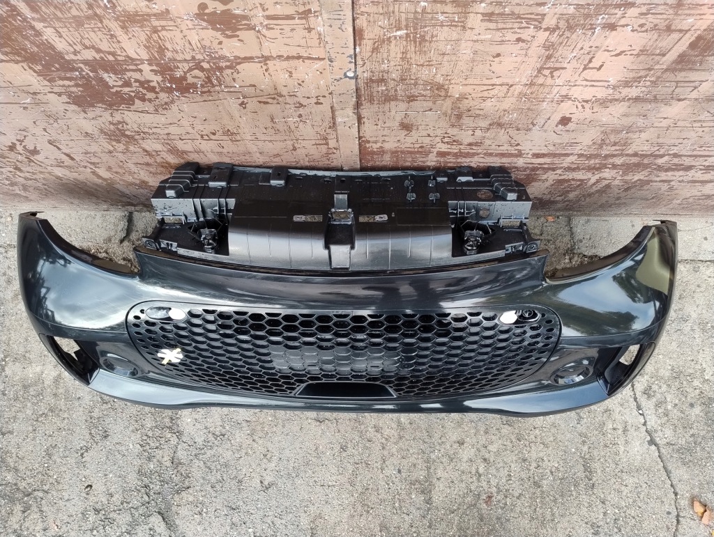 Бампер перед smart forfour w453 eq Зі Шроту