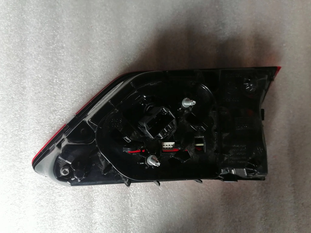 фото №16, Лампа задняя правая vw tiguan ii led комплект 5na945094