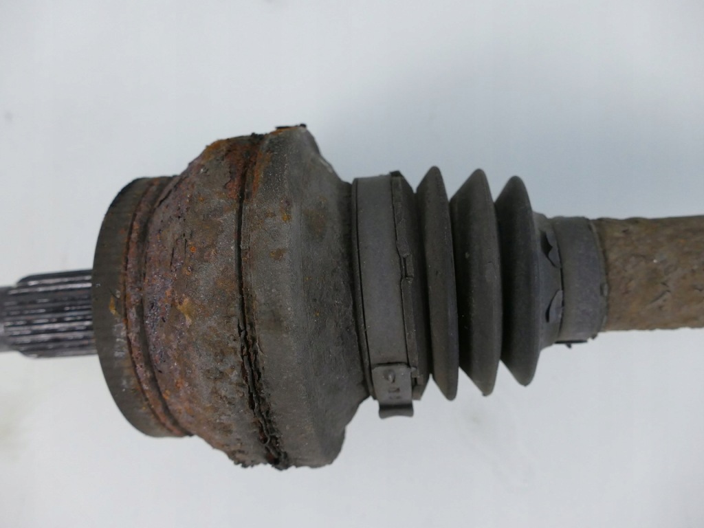 фото №3, Mercedes s w221 3.5 b приводной вал правый задняя правая задняя