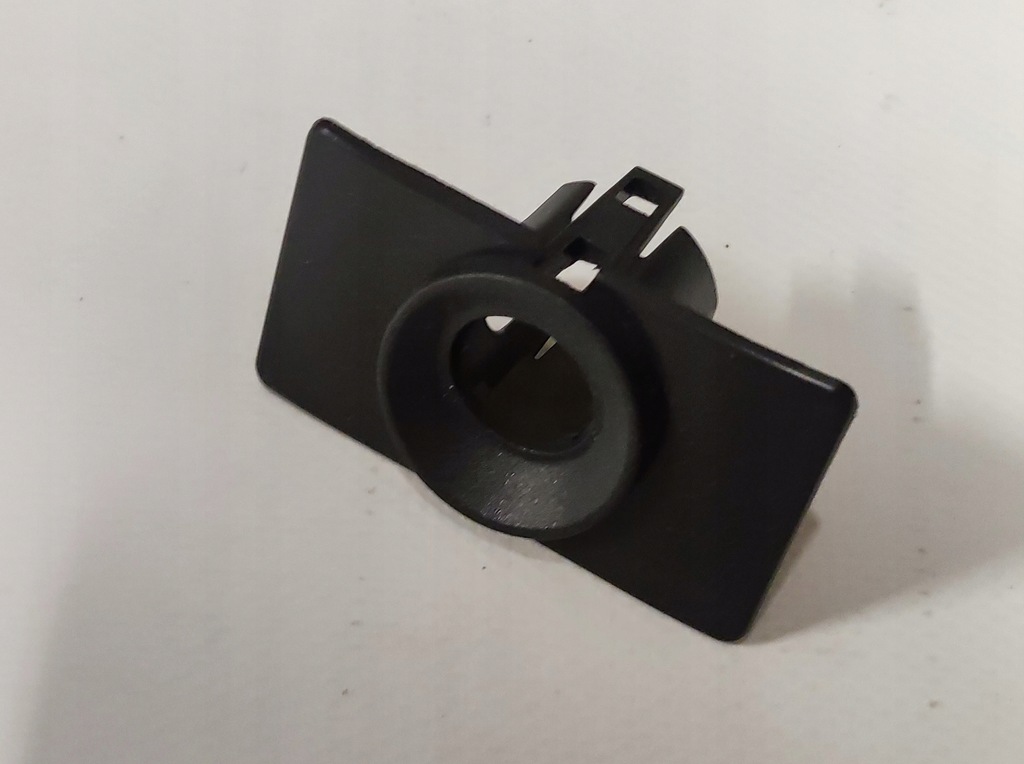 фото №1, Land rover оригинальный номер lr015453