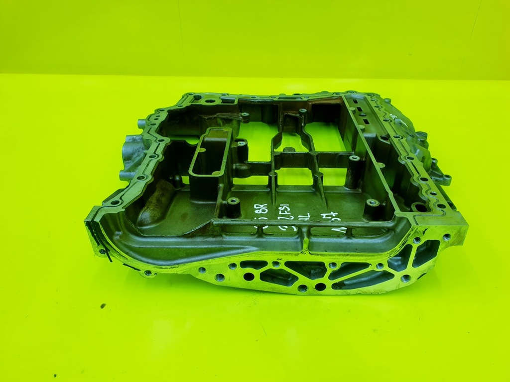 фото №7, Піддон масляна оливи верхній картер a4 b8 s4 q5 a6 3.0 tfsi 3.2 fsi 06e103603p