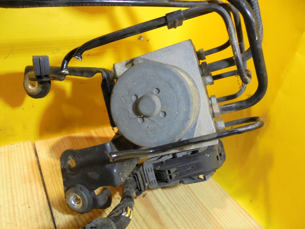 фото №8, Насос abs ford s-max mk1 1.8 tdci 6g91-2m110-aj