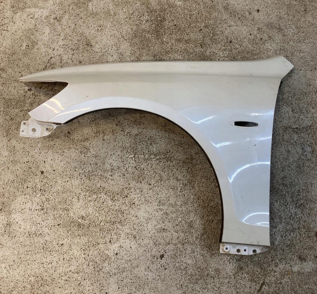 Купити Крило перед ліва сторона lexus gs 3 2004 - 2007