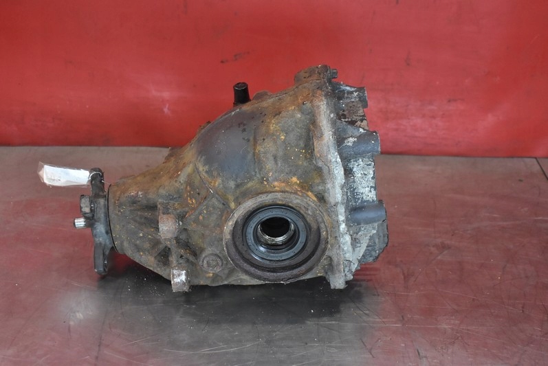 Мост дифференциал задний  задний a2213510108 mercedes s-klasa w221 4.0 cdi 320 km 05-09 в Украине