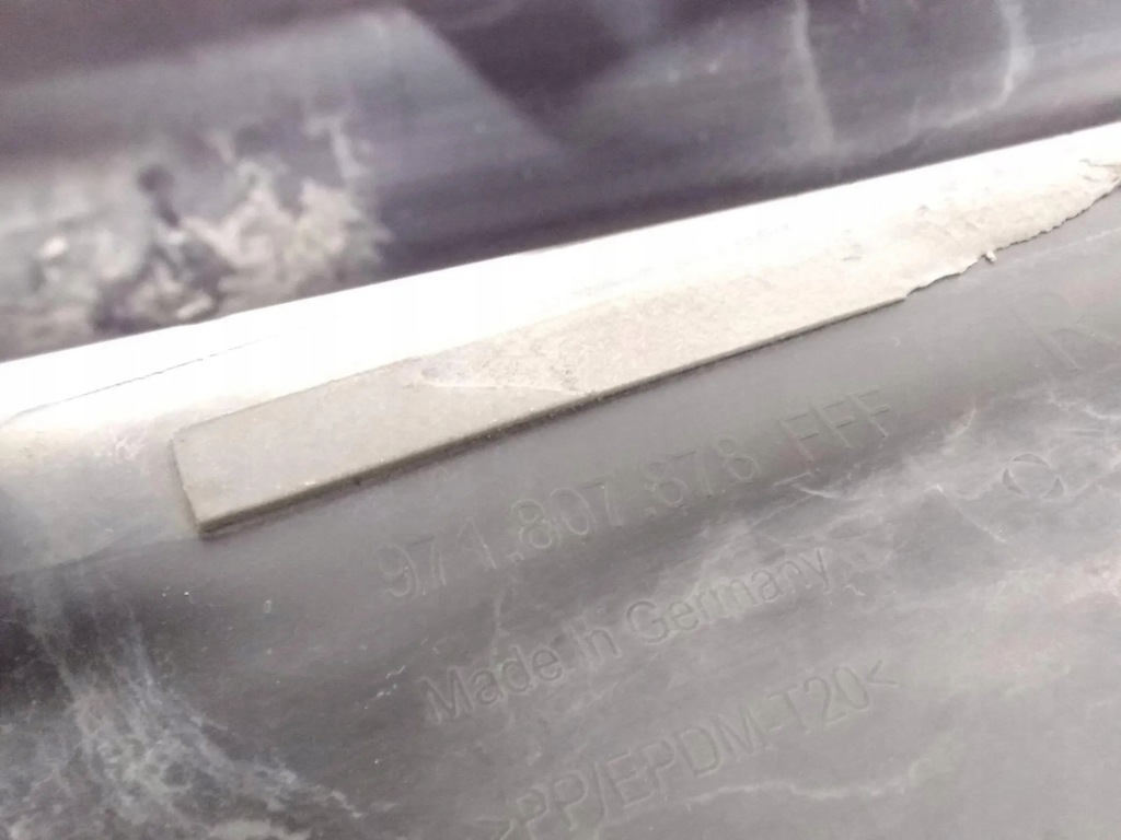 фото №8, Решётка бампера средняя porsche panamera 971 971807878 2.99l бензиновый