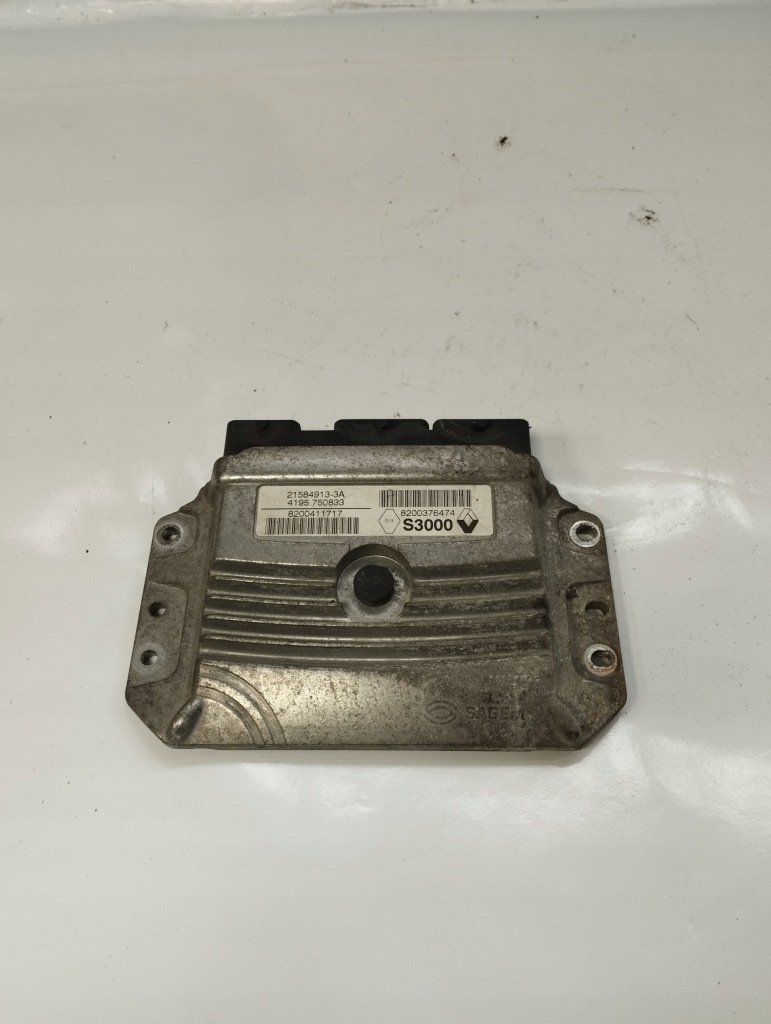 фото №1, Renault modus блок управления бортовой компьютер двигателя 8200376474