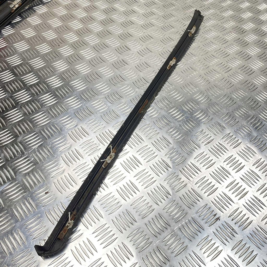 фото №5, Молдинг стекло лобовое левый перед xc60 i