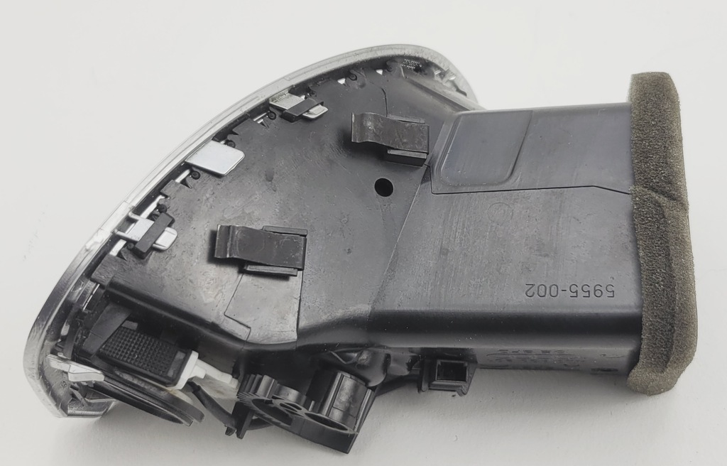 фото №7, Audi q7 i 4l решітка обдув вентиляції передня ліва 4l0820901t