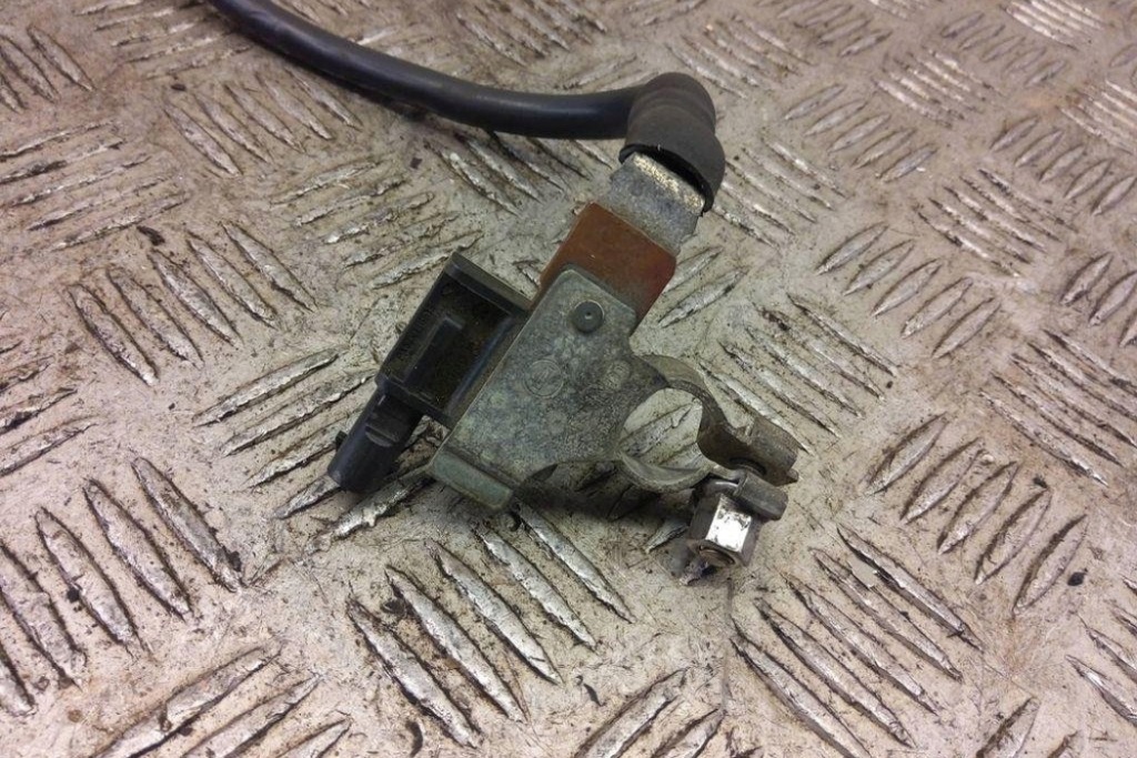 фото №7, Клемма минусовая vw 5qe915181a 1.4l 2018