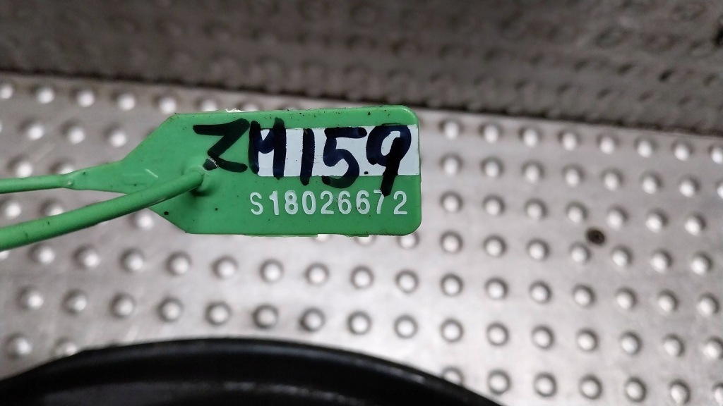 Поворотний кулак ступиця супорт правий задній a2203571005 mercedes s-klasa w220 amg Зі Шроту