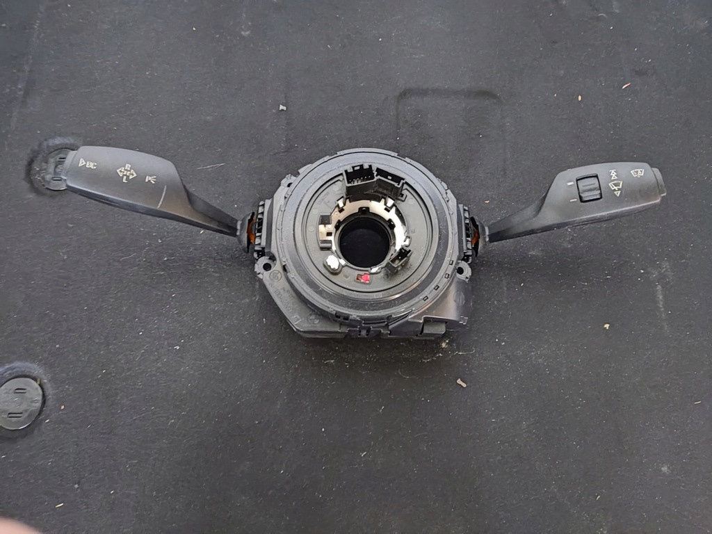 фото №1, Bmw f33 стрічка керма