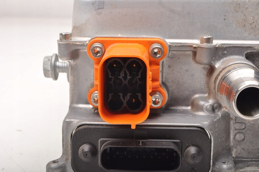 Купити Alfa romeo tonale 1.3 phev перетворювач акумулятор 46356938