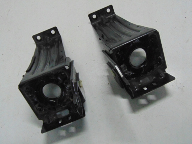 фото №1, Кронштейн подушка безопасности pieszego jaguar f-type x152