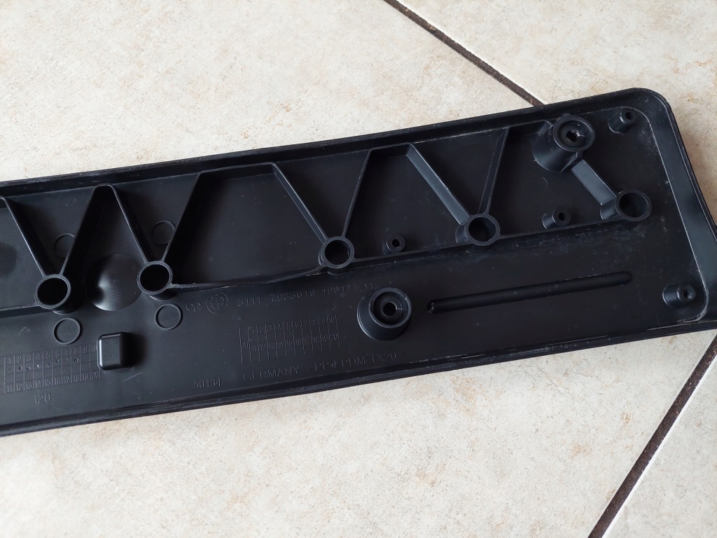 фото №8, Подкладка pod номерной знак - bmw 5 f10 f11