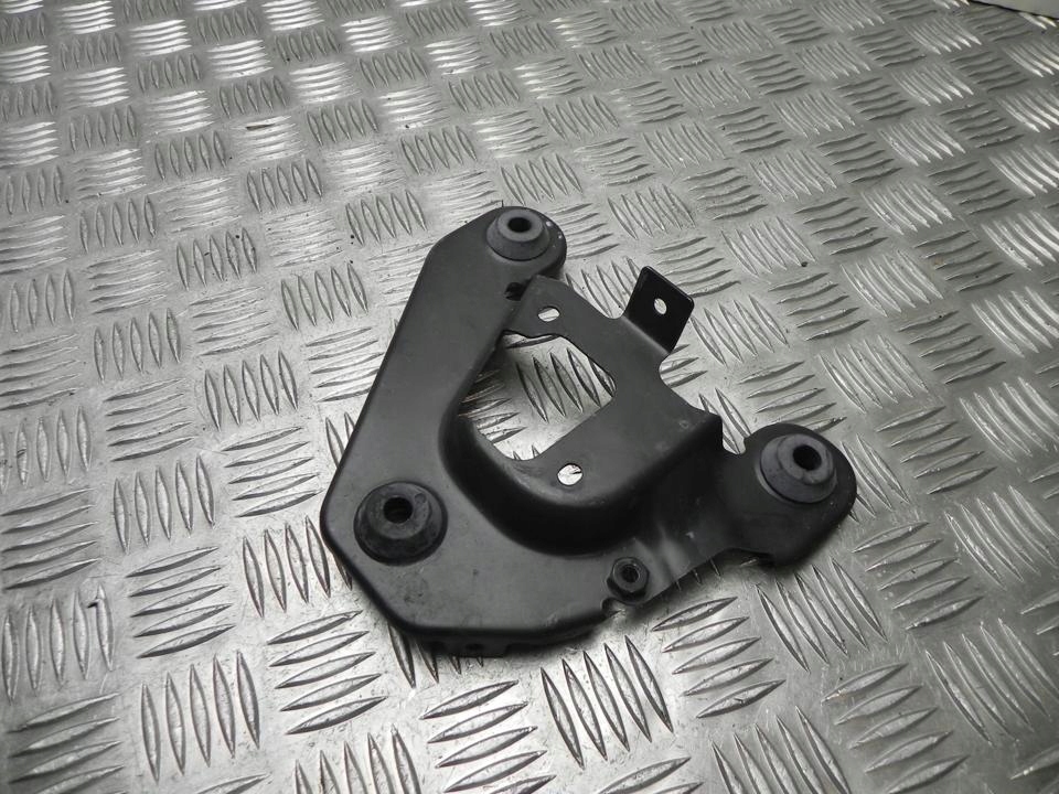 фото №1, Скоба maserati levante 2019 b430