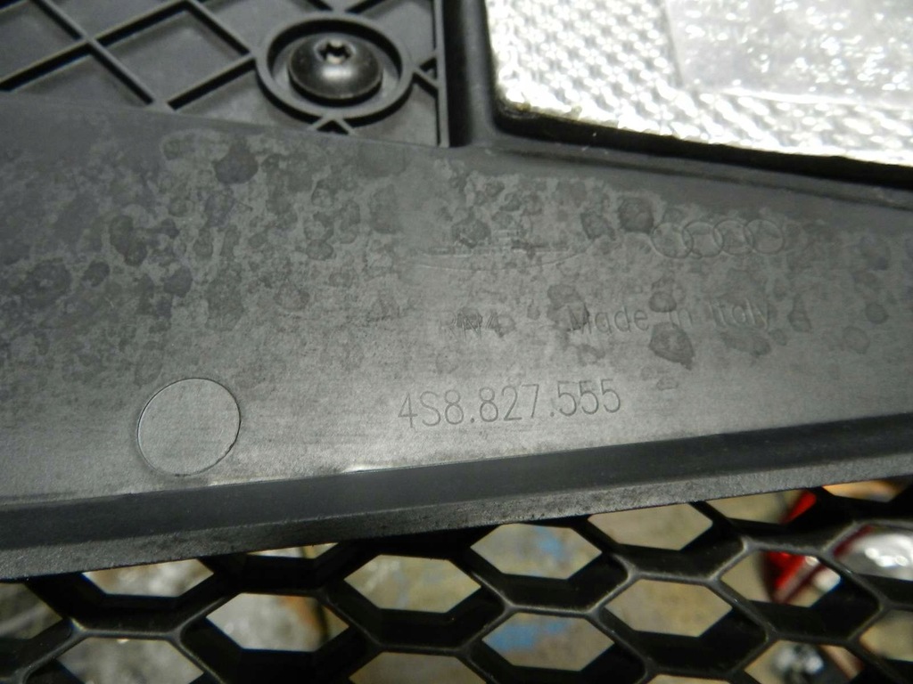 фото №7, Audi r8 ii 4s0 накладка защита задняя задняя 4s8827555