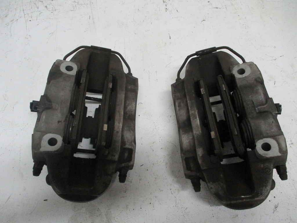 фото №1, Супорт супорти alfa romeo stelvio 2,0i 17r перед передній