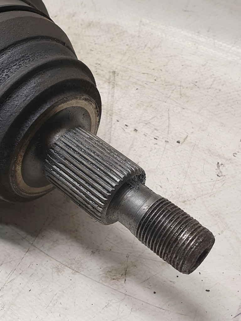 фото №13, Приводной вал правая audi a3 8l 1,8 125km 97r.