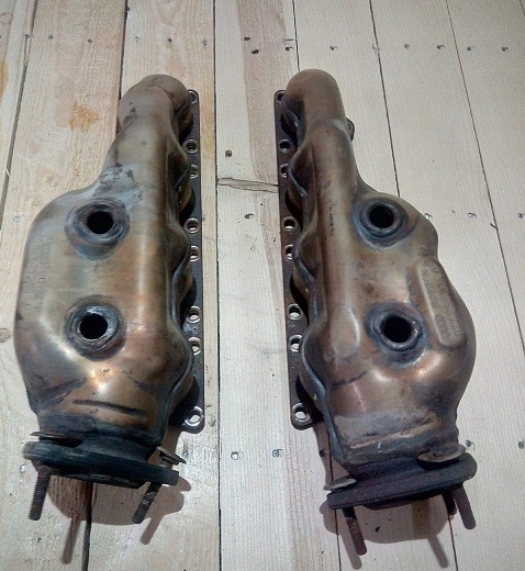 фото №1, Audi s6 c5 a8 d2 колектор випускний правий 4.2 v8